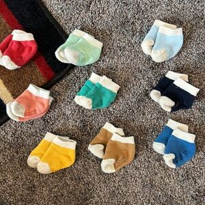 Old Navy Baby Socks 🧦 🐻